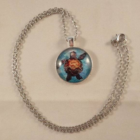 Silver Sea Turtle Cabochon Pendant Chain Necklace Gift - Picture 3 of 3